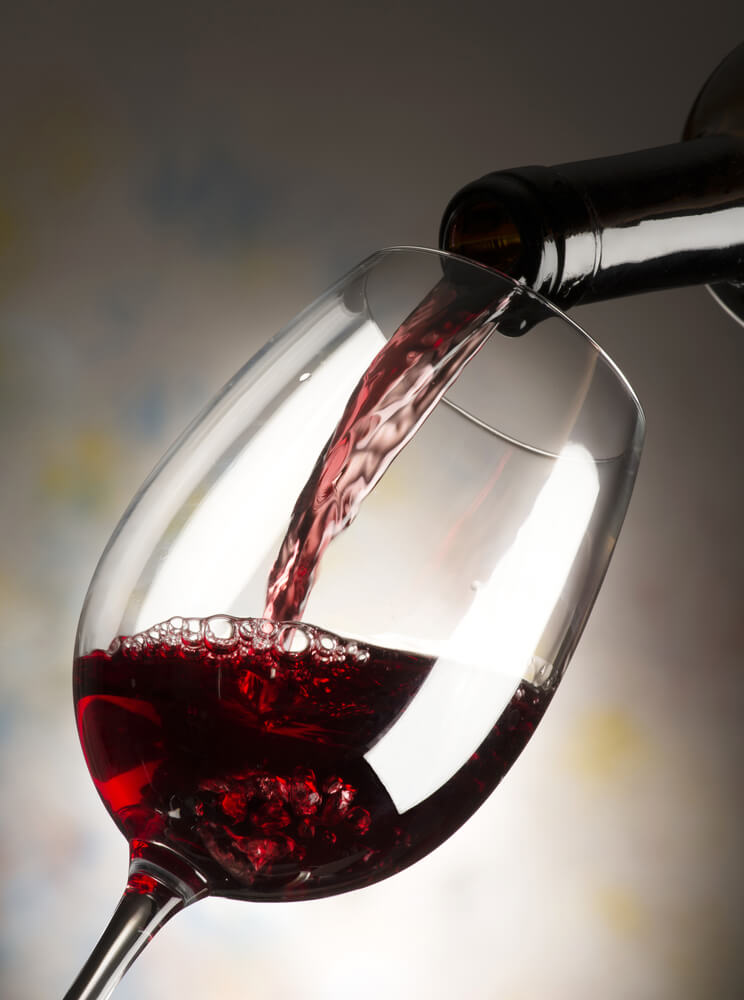 Verre de vin rouge-Auberge Fleurie- Châlonvillars restaurant-gaastronomique